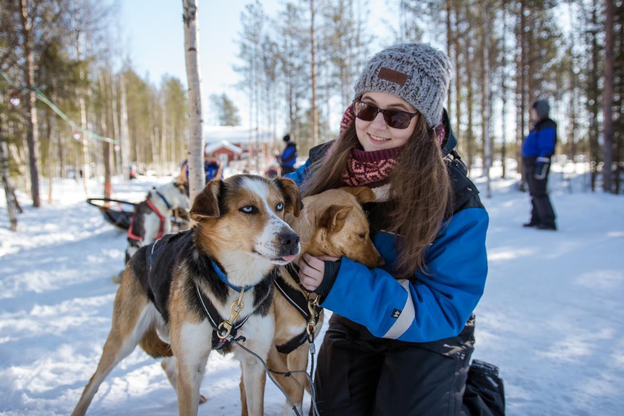 Yllaes Lake Hotel Юллясярви Экстерьер фото